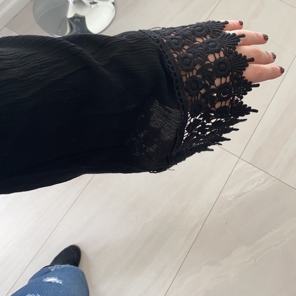 Lace Crop Top - Picture 8 of 8